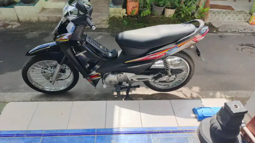 honda supra fit new 2005