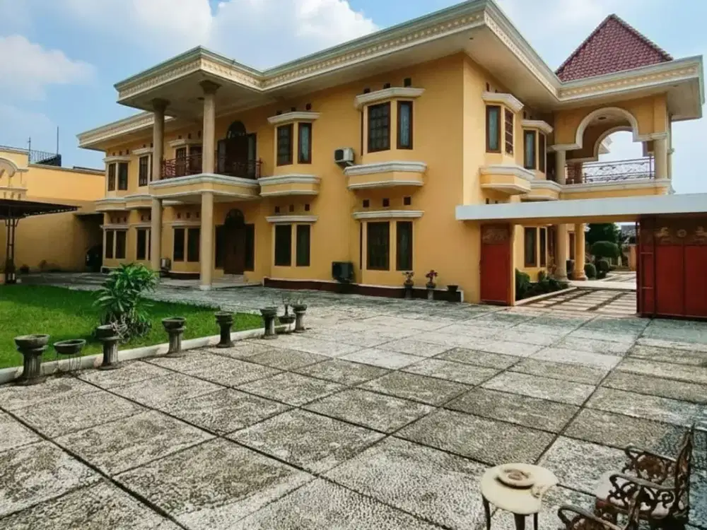 Dijual Rumah Lahan Luas dekat kampus gundarma depok