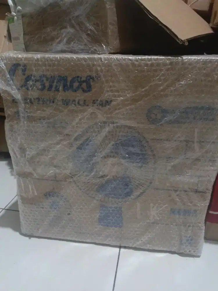Kipas Angin Dinding Cosmos 16