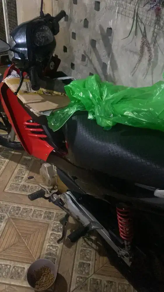 DIJUAL CEPAT BU  (Butuh Uang). NEGO TIPIS