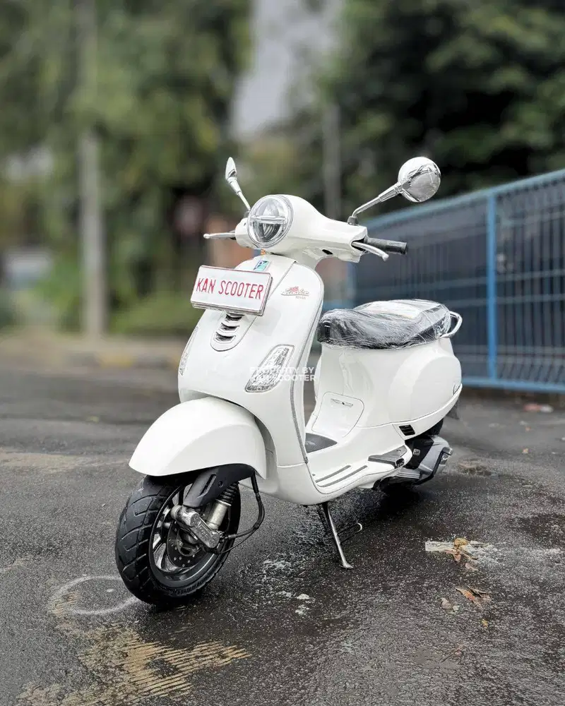 JUAL MURAH VESPA LX 125 iGET FACELIFT 2024 MULUS
