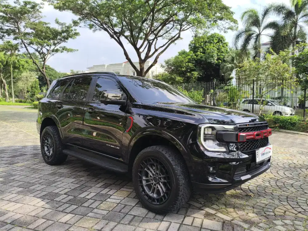 Ford Everest 4x4 Titanium at 2024