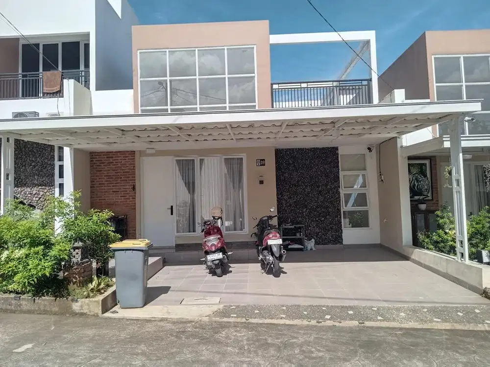 Di kontrakan rumah di dalam claster