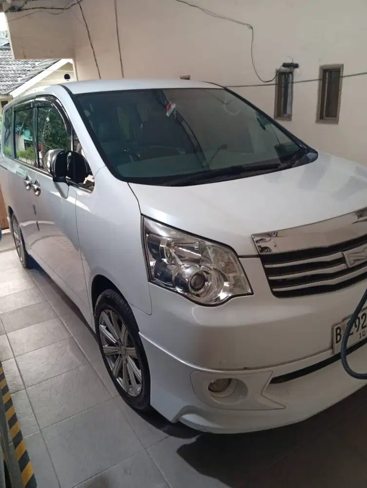 Toyota Nav1 Matic 2013 Putih Individu bukan Dealer