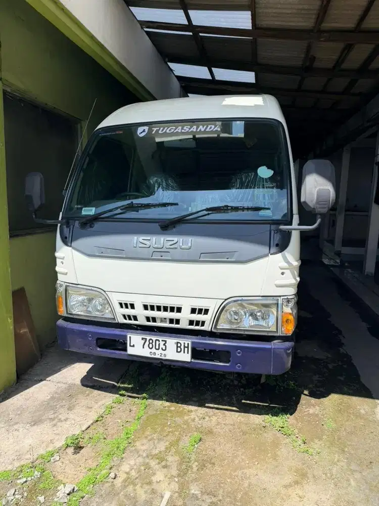 DIJUAL ELF NHR55 tahun 2013 Kondisi Sangat Istimewa