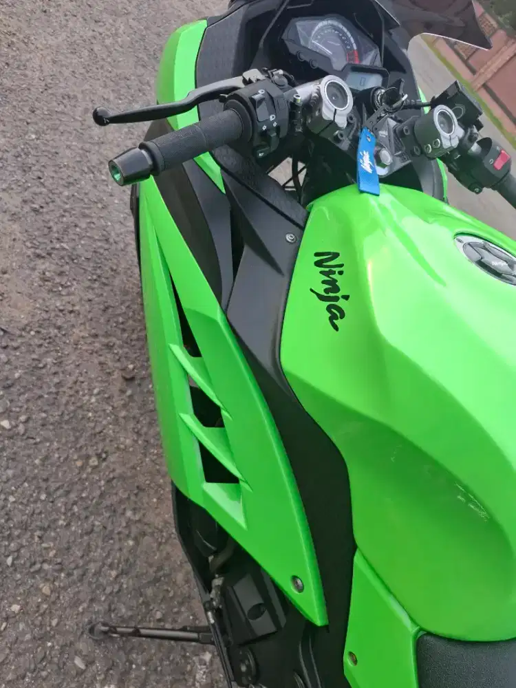 Ninja 250 FI 2016