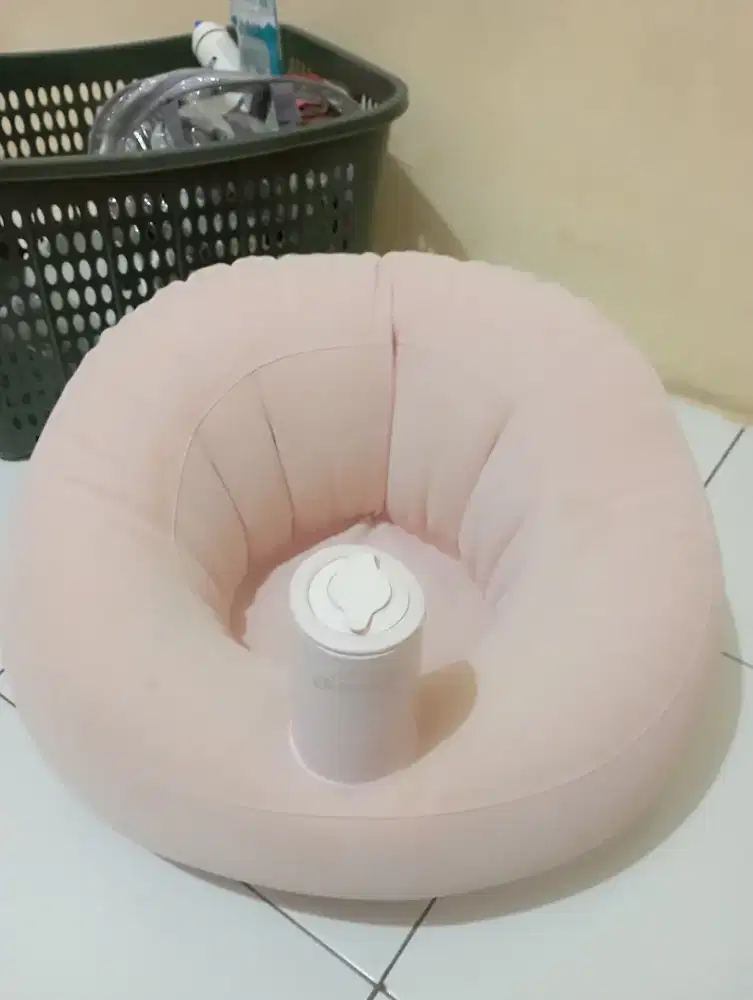 Richell soft baby sofa / sofa bayi