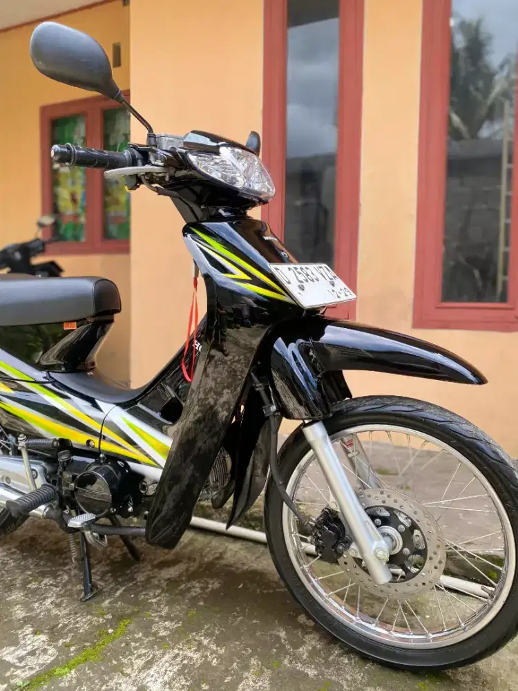 Honda SupraFit 2004 Restorasi