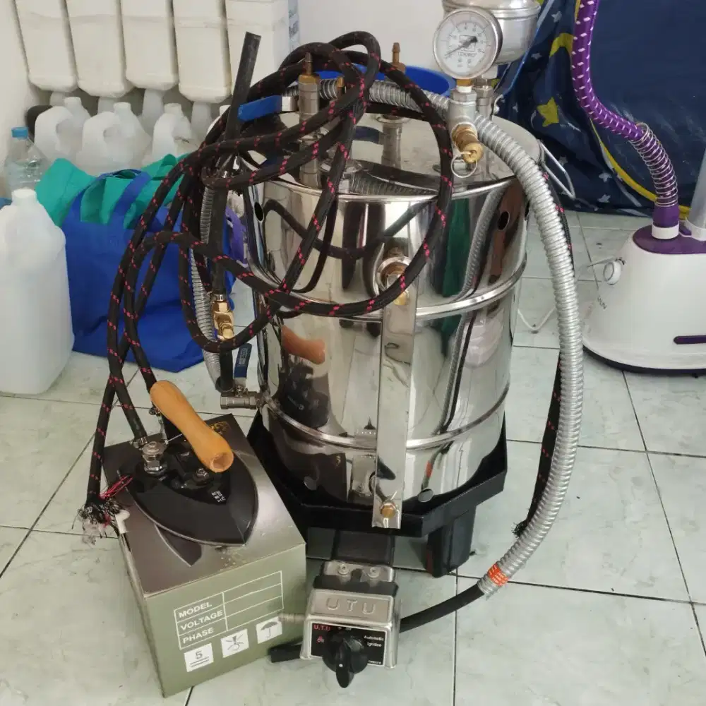 Setrika uap laundry Mistermoto otomatis