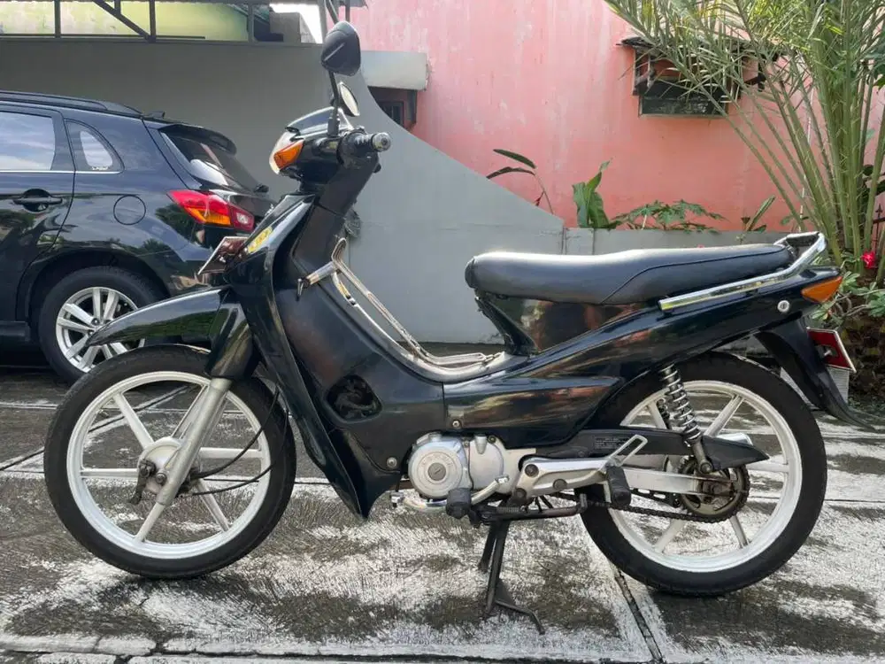 Honda Supra Astrea Tahun 2000