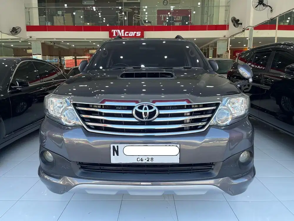 Toyota Fortuner 2.5 G Diesel Automatic 2013 Super Istimewa