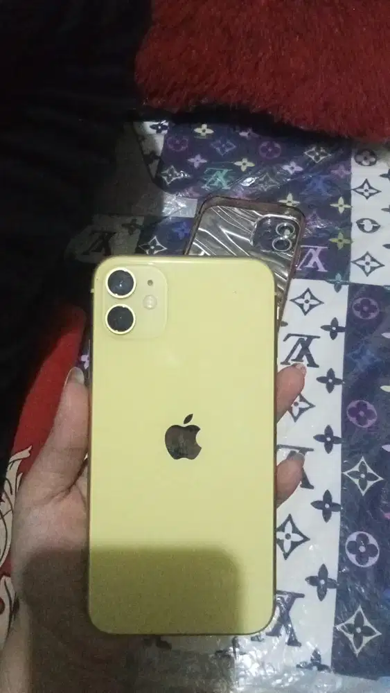 iphone 11 64gb yellow