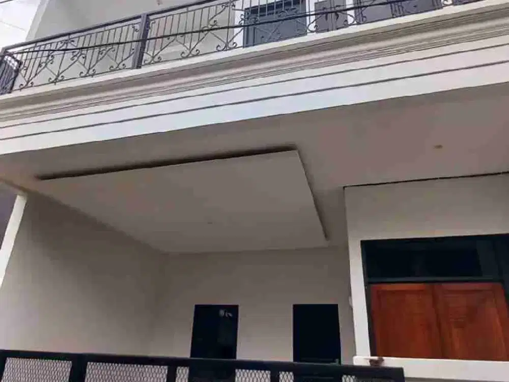 Rumah dijual cluster Jagakarsa nego Strategis