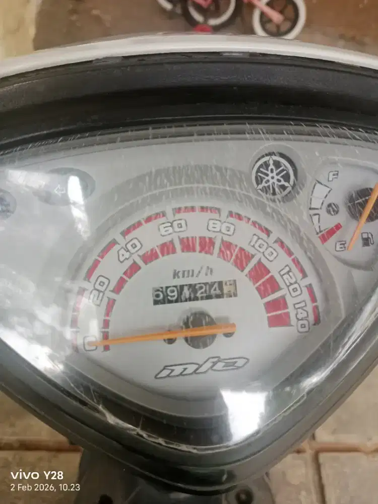 Dijual Mio 2007 warna putih kondisi apa adanya