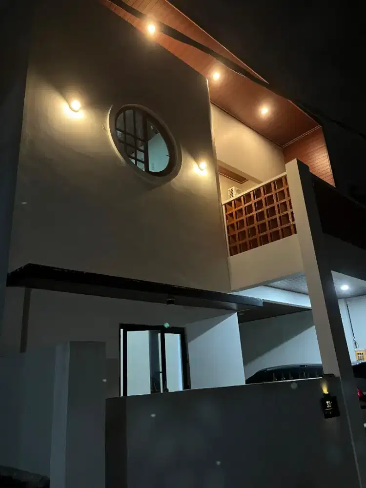 Dijual TANPA PERANTARA Rumah 2 Tingkat Kukusan Beji Depok