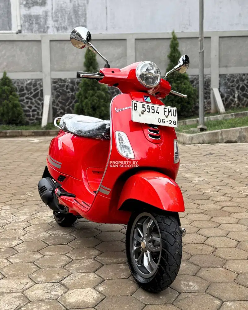JUAL MURAH VESPA LX 125 iGET FACELIFT 2023 MULUS