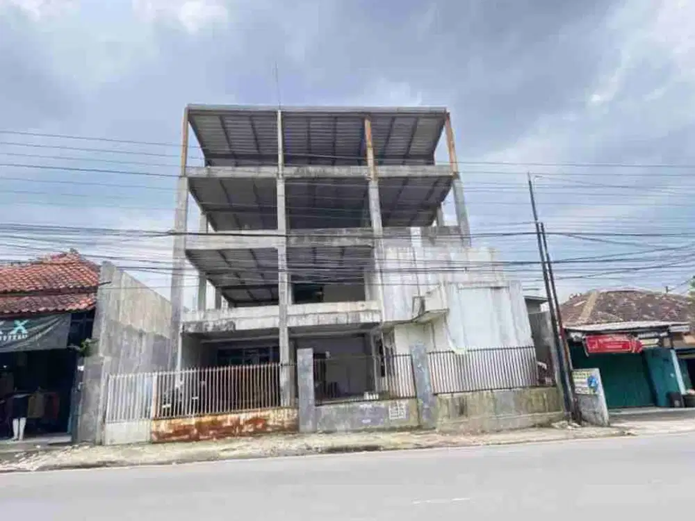 GEDUNG 4 LANTAI DI WARUDOYONG KOTA SUKABUMI