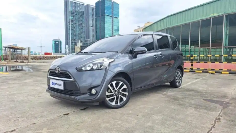 Toyota Sienta 1.5 V Bensin-AT 2019