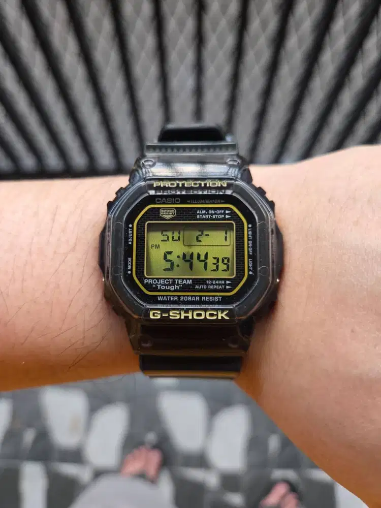 Casio G-Shock 30 thn Anniv DW-5030D Digital Dial Quartz