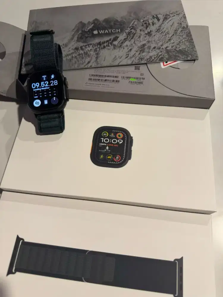 BH100 apple watch ultra 2 black edition dark green alpine loop