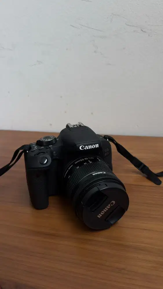 LIKE NEW! Canon EOS 800D + Lensa 18–55mm IS STM | Mulus Siap Pakai