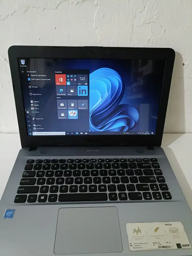 Dijual Laptop asus Slim murmer