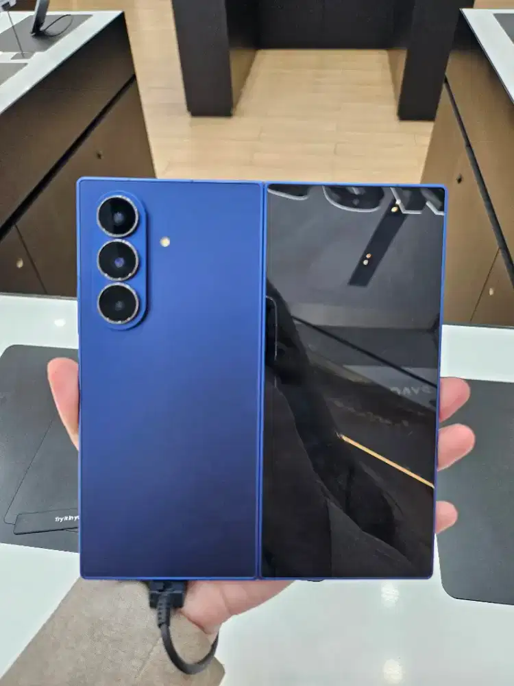 Samsung Galaxy Z Fold7 | Bunga 0% tanpa kartu kredit