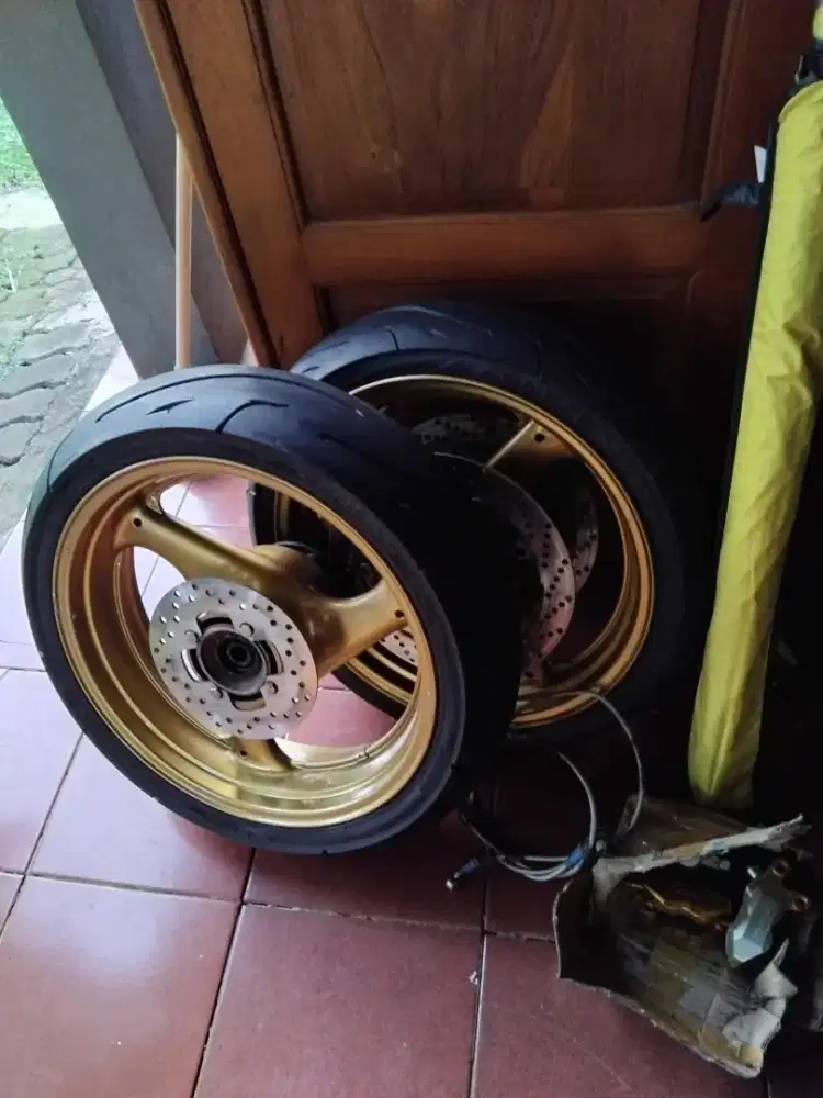 Pelek motor,aenkei asli Jepang.17x17.