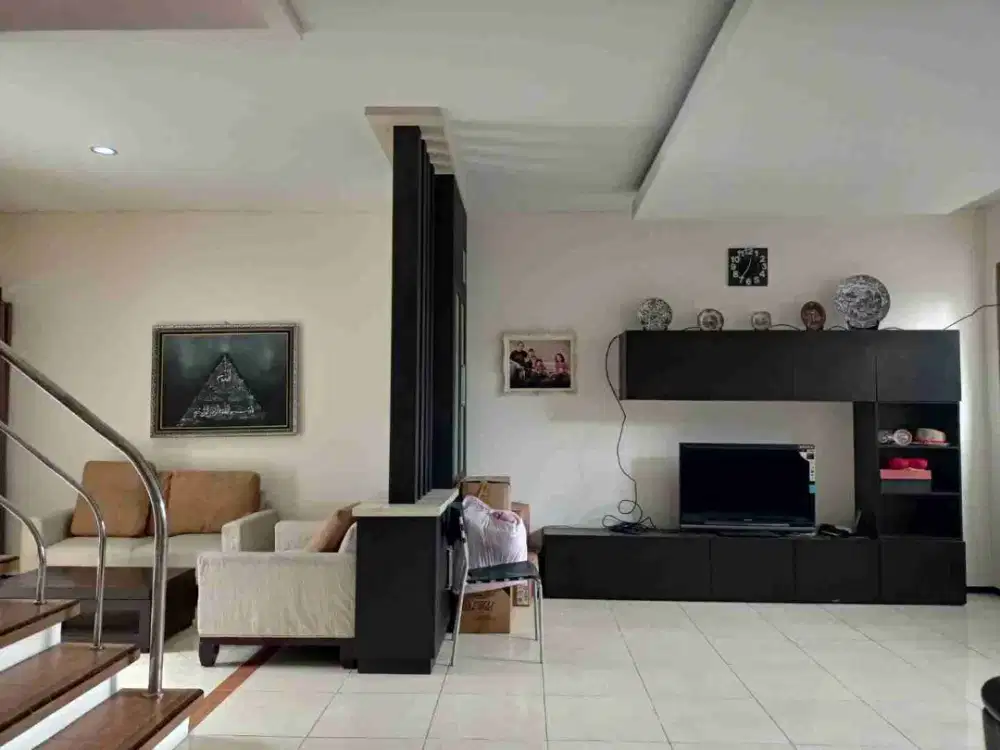 Disewakan Rumah Furnished Sayap Cikutra Dekat GOR Citra Arena