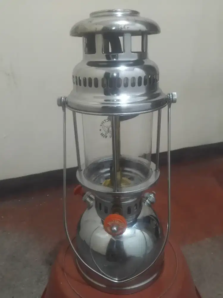 Lampu patromax bekas