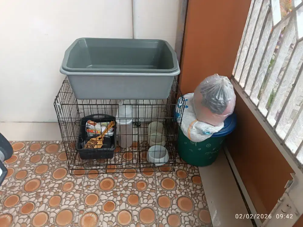 Kandang Hewan dan pelengkapannya