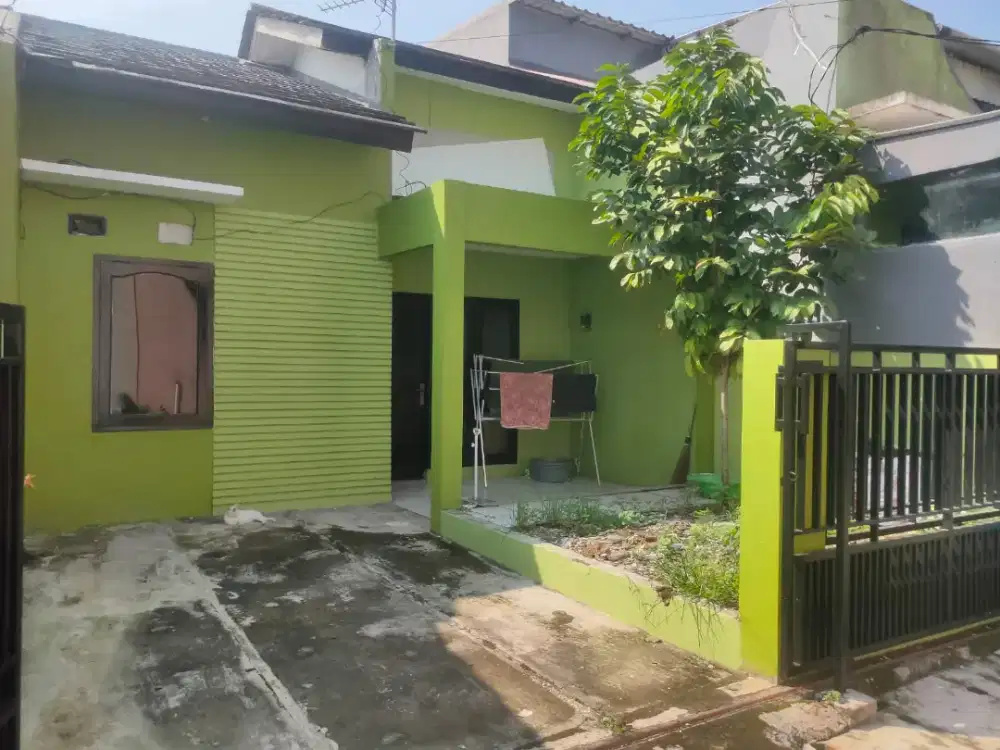 Dijual rumah siap huni di cluster emerald karawaci
