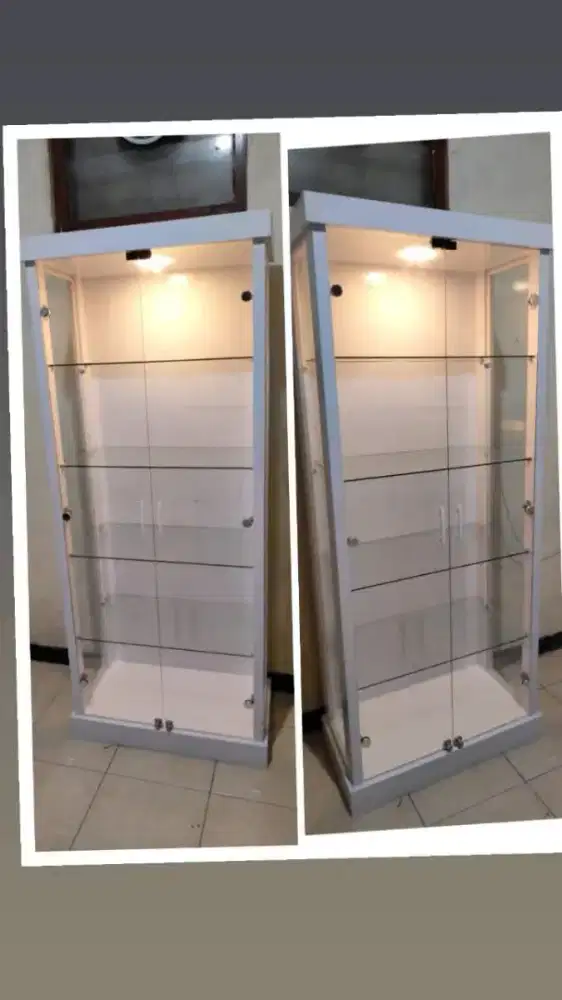 Lemari display lemari piala