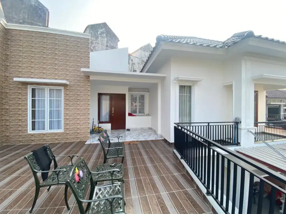 Dijual rumah di perumahan puri sriwedari cibubur