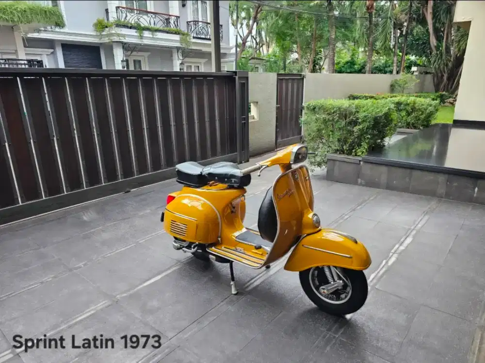VESPA
Sprint Latin Th 1973