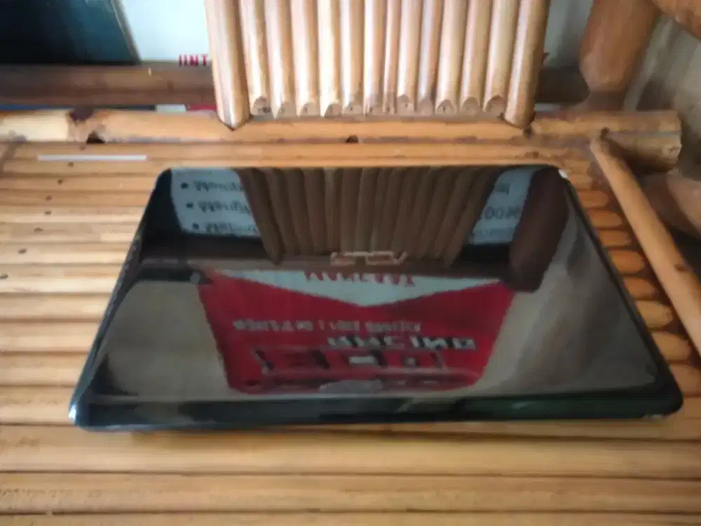 Asus e402YA/AMD e2-7015/ram4gb/ssd 128gb/Radeon R2 siap pake