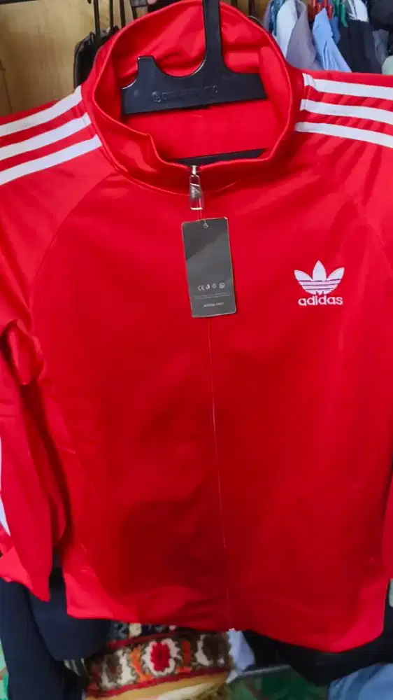 Jaket adidas pria keren tebal warna merah