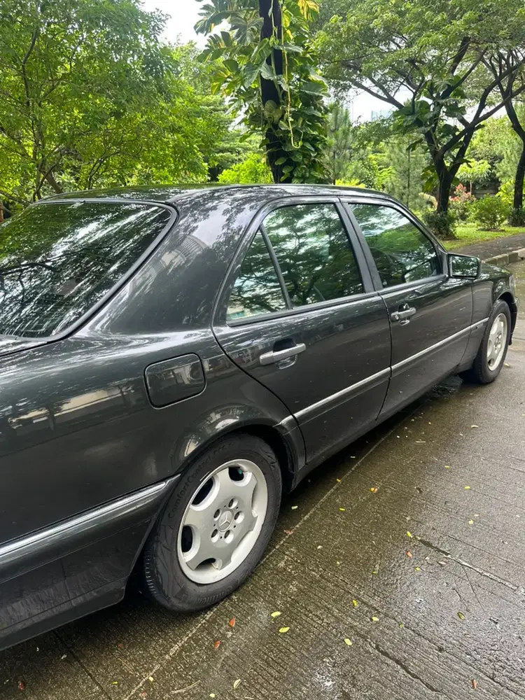 Mercedes-Benz C180 1996 Bensin