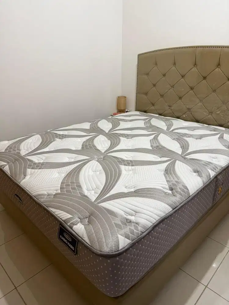 Kasur Sleep and Dream 160x200 ( baru pakai 2 minggu)