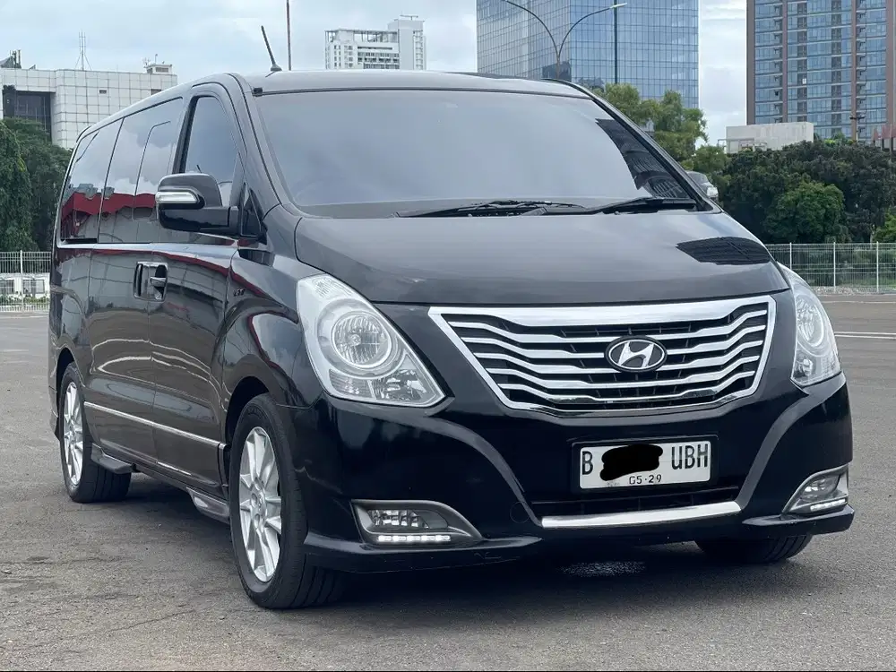 HYUNDAI H-1 ROYALE DIESEL 2015 HITAM DIJUAL CEPAT TERMURAH