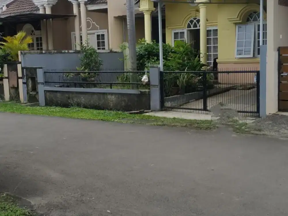 Disewakan Rumah di NUSA LOKA, BSD - 2+1 kamar tidur