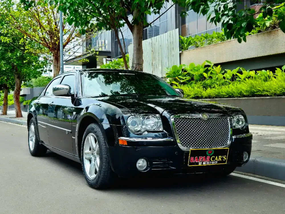 Chrysler 300C SRT8 (BENTLY LOOK) MATIC