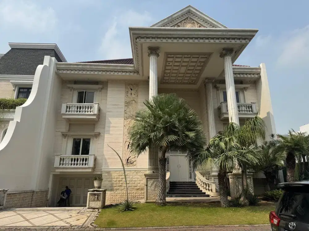 RUMAH VBR 2 SEBRANG CLUB HOUSE full furnished