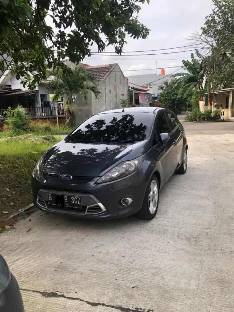Fiesta 1.6 AT harga paling oke