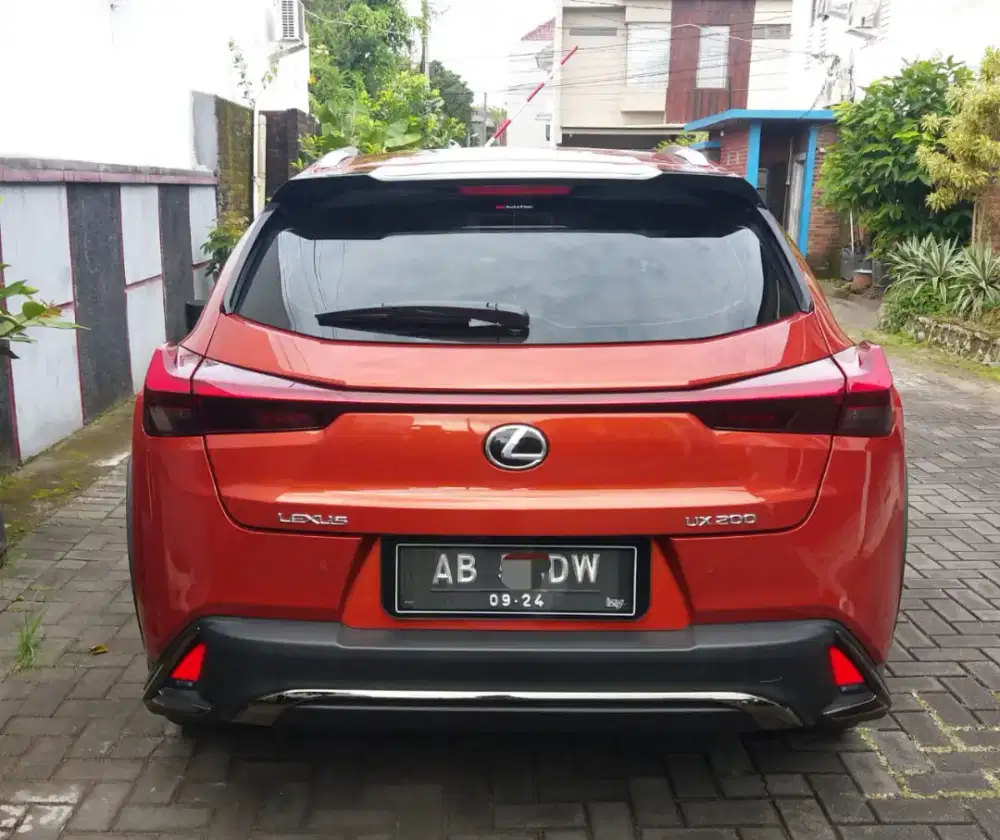 LEXUS UX200 F-SPORT TH. 2019 KM 22K