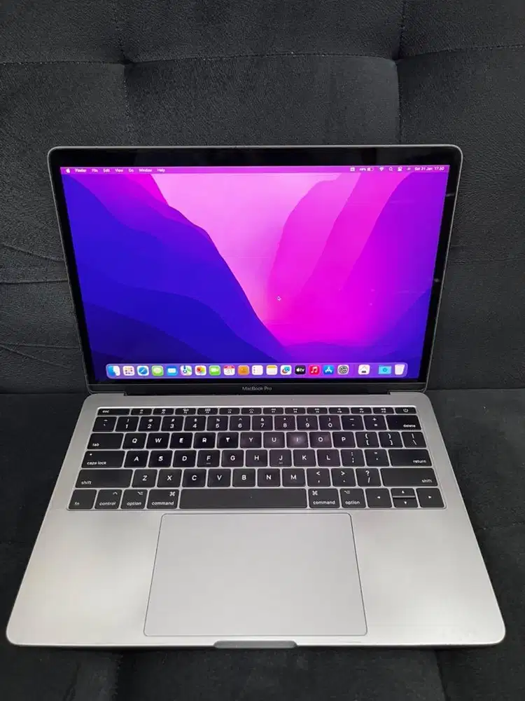 MacBook Pro 2017 13inch, 16/256GB i5 SECOND