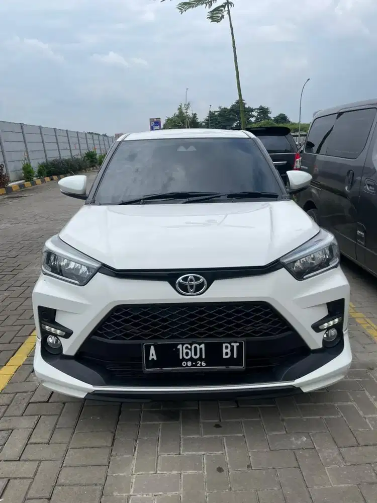 Toyota Raize 1.0 Turbo CVT TSS one tone