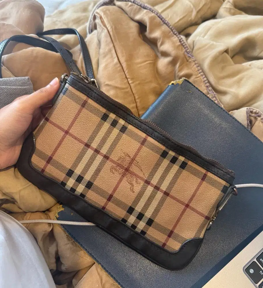 Burberry Clucth Crossbody