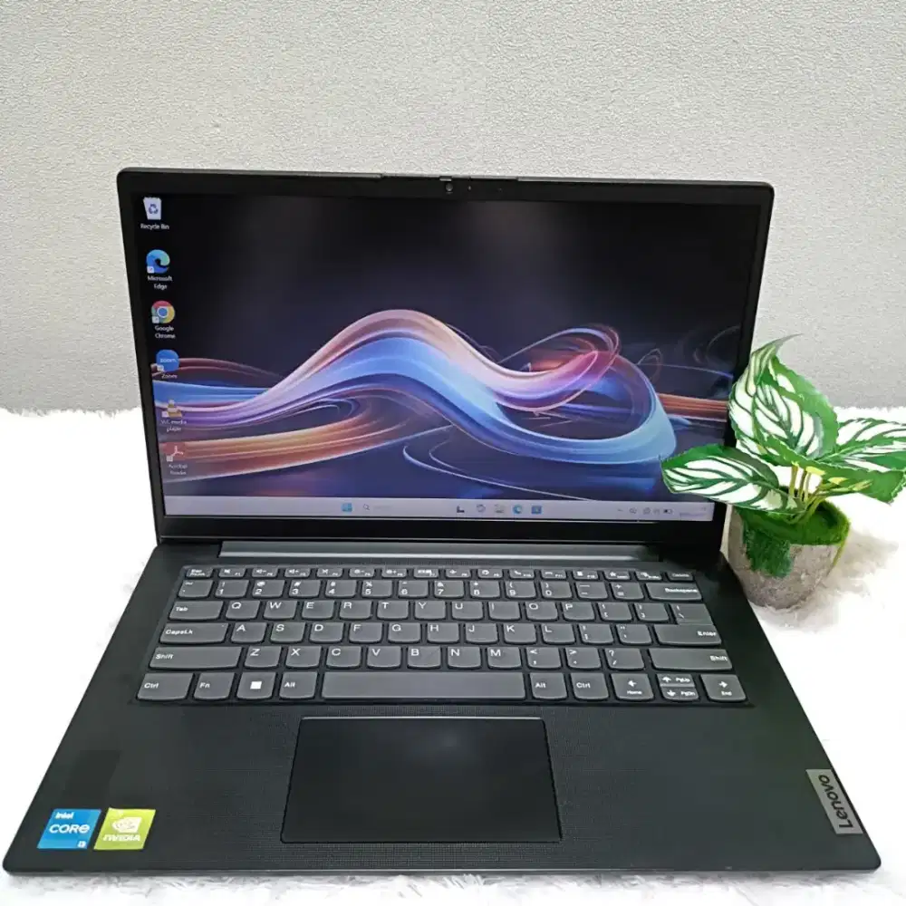 LAPTOP LENOVO V14  CORE I3 1115G4 NVIDIA MX350 2GB RAM 8GB SSD 256GB