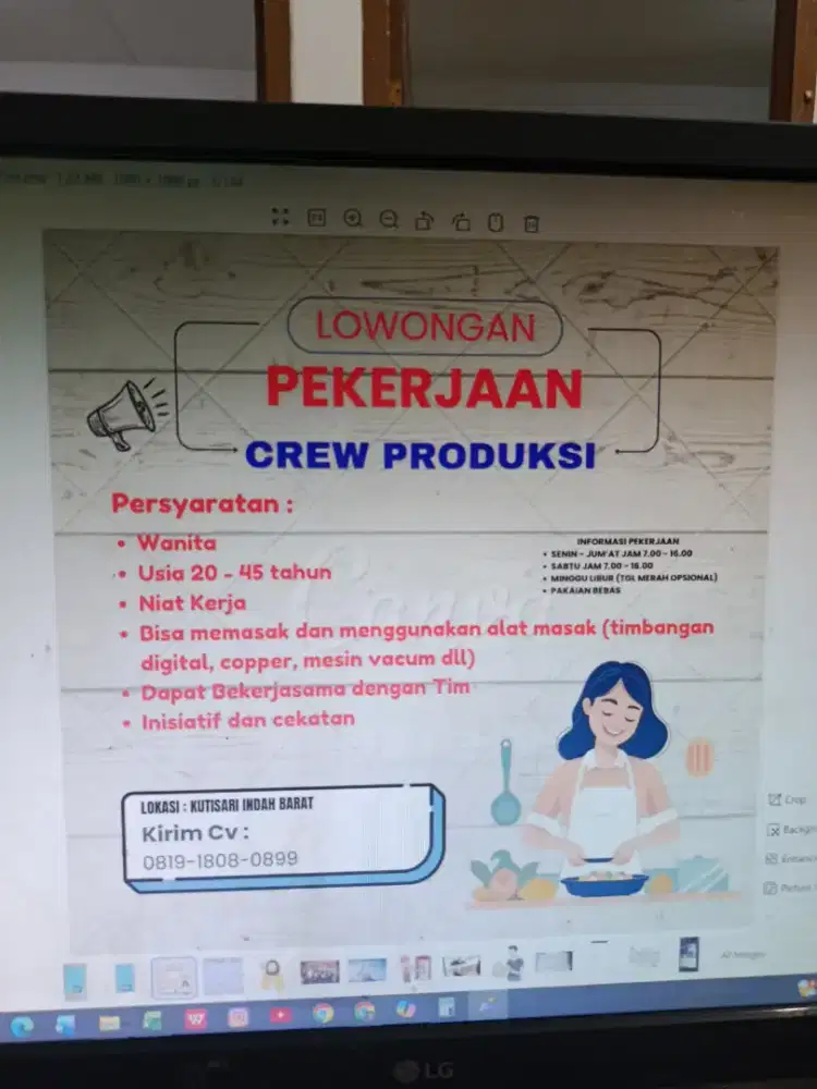 Crew Produksi di Central Kitchen